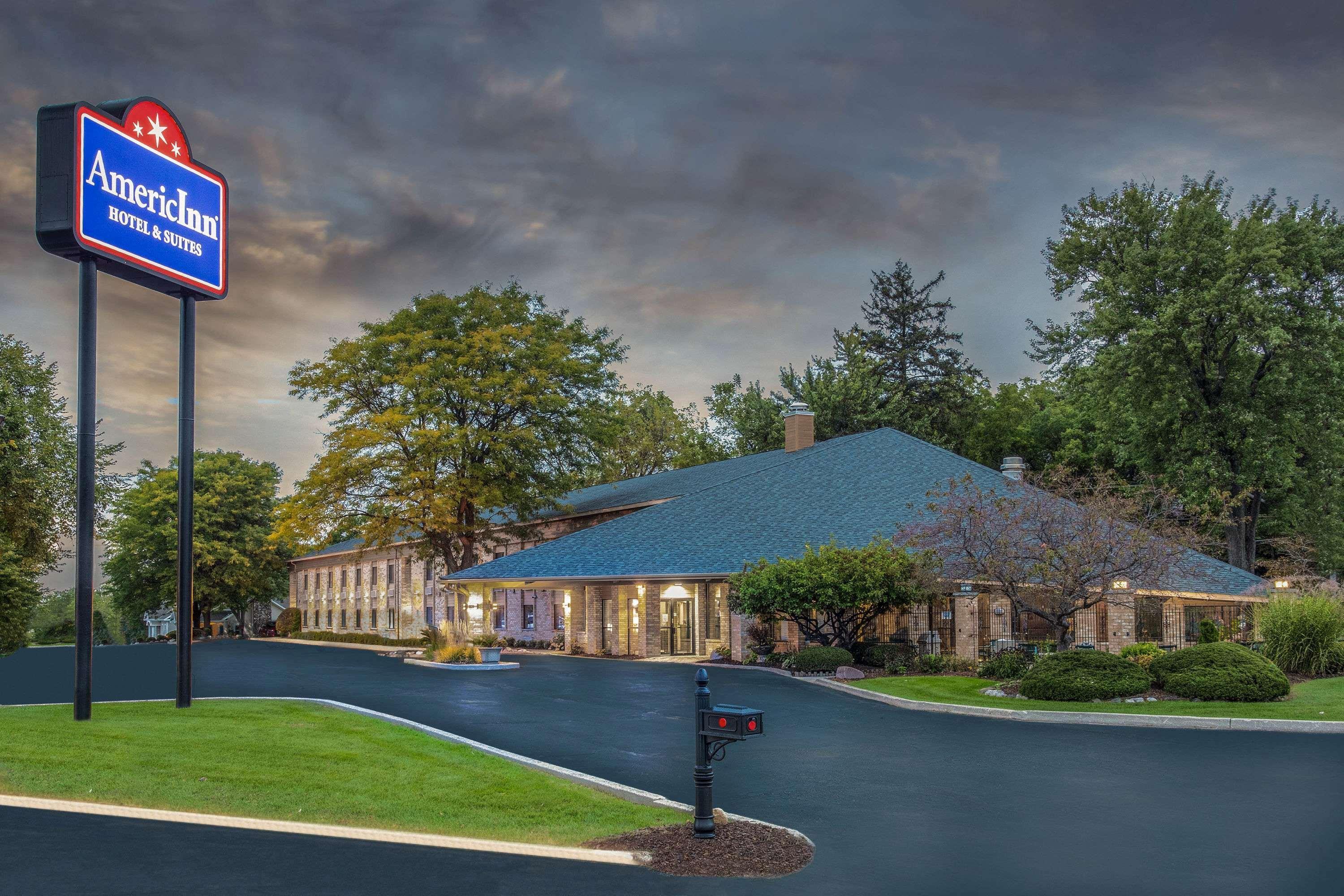 Americinn And Suites By Wyndham Delafield-Waukesha-Milwaukee מראה חיצוני תמונה